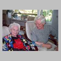 111-1264 60 Jahre nach der Vertreibung Ruth Hylla, geb. Scheffler aus Wehlau und Heinrich Scheffler aus .JPG